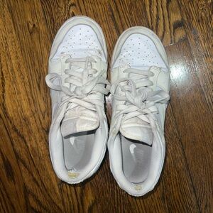 Nike dunks white